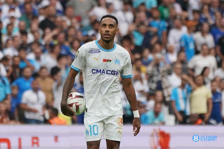 梅開二度助隊(duì)大勝，奧巴梅揚(yáng)本賽季34場(chǎng)取得18球8助攻